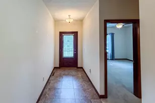 1636 Oak Hollow Ln, Neenah, WI 54956 - Photo 18