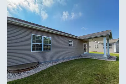 1636 Oak Hollow Lane, Neenah, WI 54956 - Photo 2