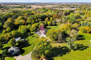 183 Rease St, Berlin, WI 54923 - Photo 2