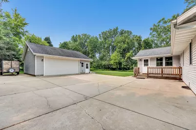 3533 Leeds Castle Drive, Green Bay, WI 54313 - Photo 2