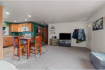 2532 Libal Street, Green Bay, WI 54301 - Photo 6