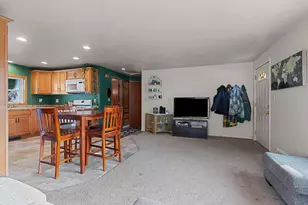 2532 Libal St, Green Bay, WI 54301 - Photo 6