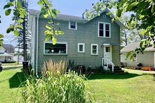 404 Birch St, Birnamwood, WI 54414 - Photo 6