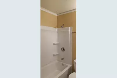 921 Raton Court, Manitowoc, WI 54220 - Photo 14