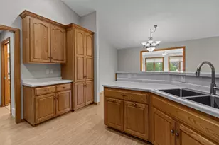 44 Penbrook Cir, Appleton, WI 54913 - Photo 10