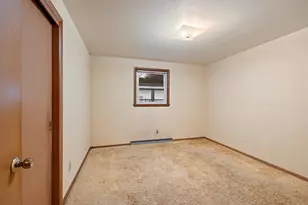 524 E St Joseph St, Green Bay, WI 54301 - Photo 20