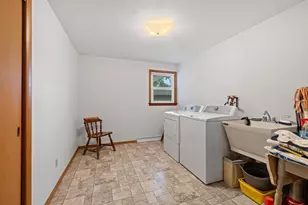 524 E St Joseph St, Green Bay, WI 54301 - Photo 22