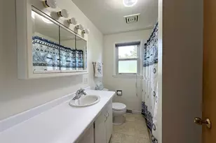 524 E St Joseph St, Green Bay, WI 54301 - Photo 18