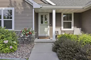 848 Lotus Trail, Menasha, WI 54952 - Photo 2