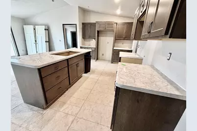 2091 Red Fox Lane, Kaukauna, WI 54130 - Photo 2