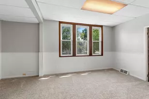391 4th St, Fond du Lac, WI 54935 - Photo 12