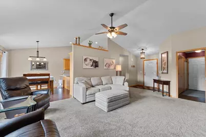 2540 Manitowoc Road, Green Bay, WI 54311 - Photo 16