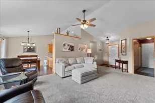 2540 Manitowoc Rd, Green Bay, WI 54311 - Photo 16
