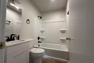 6656 W Brentwood Ave, Milwaukee, WI 54223 - Photo 6