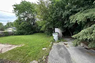 6656 W Brentwood Ave, Milwaukee, WI 54223 - Photo 18