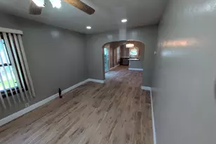 1172 Day St, Green Bay, WI 54302 - Photo 10