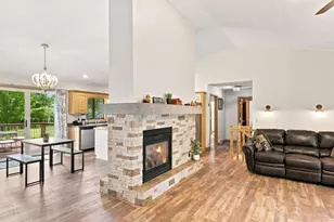 1075 Kim Ln, Little Suamico, WI 54141 - Photo 10