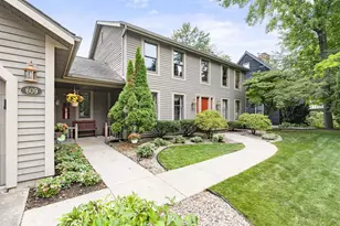 609 Scarlet Oak Ct, Appleton, WI 54915 - Photo 2