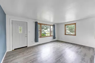 536 Fred St, Green Bay, WI 54302 - Photo 2
