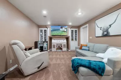 1744 Ives Lane, Suamico, WI 54173 - Photo 24