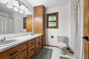 1744 Ives Ln, Suamico, WI 54173 - Photo 22