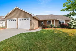 773 N Melcorn Cir, De Pere, WI 54115 - Photo 44