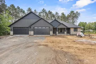 3141 High Country Ct, Suamico, WI 54313 - Photo 2