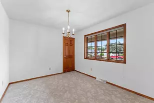 1525 Parkview Dr, New London, WI 54961 - Photo 14