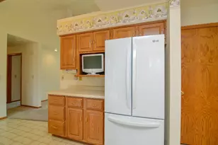1518 Commanche Dr, Green Bay, WI 54313 - Photo 16