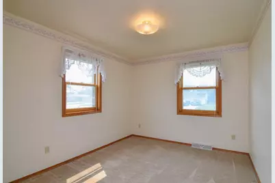 1518 Commanche Drive, Green Bay, WI 54313 - Photo 26