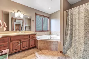 1416 Wilbert Hill Ct, Howard, WI 54313 - Photo 8