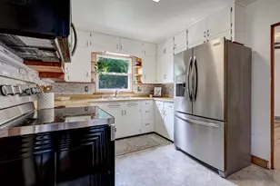 1713 Walnut St, Oshkosh, WI 54901 - Photo 14