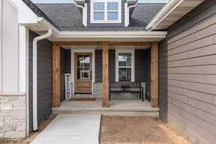 1029 Lancaster Ct, Green Bay, WI 54313 - Photo 4