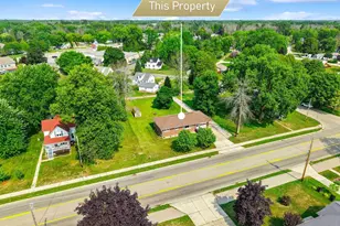 4025 N Shore Dr, Menomonie, MI 49858 - Photo 34