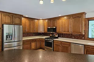3830 Nicolet Dr, Green Bay, WI 54311 - Photo 12