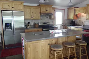 N10923 Yaeger Rd, Clintonville, WI 54929 - Photo 2