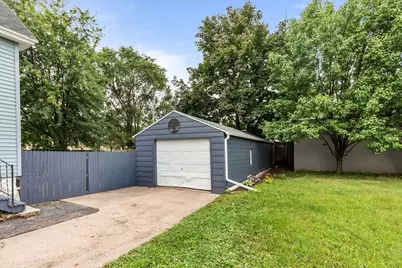 833 Jefferson Street, Oshkosh, WI 54901 - Photo 44