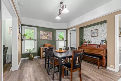 833 Jefferson Street, Oshkosh, WI 54901 - Photo 10