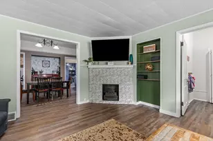 833 Jefferson St, Oshkosh, WI 54901 - Photo 16