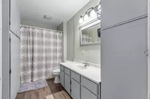 833 Jefferson St, Oshkosh, WI 54901 - Photo 20