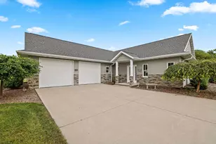 1441 Ava Hope Ct, De Pere, WI 54115 - Photo 50