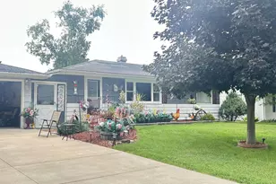 434 Melanie Ln, Ripon, WI 54971 - Photo 2