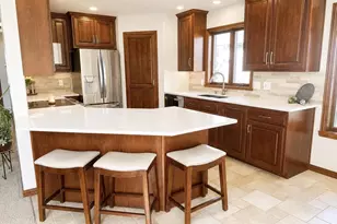 2066 Dollar Rd, De Pere, WI 54115 - Photo 6