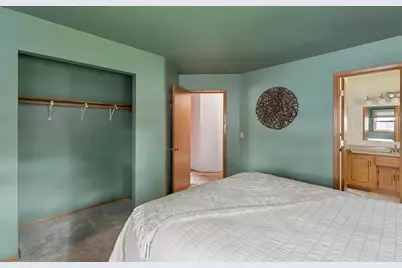 1045 Grove Street, Menasha, WI 54952 - Photo 12