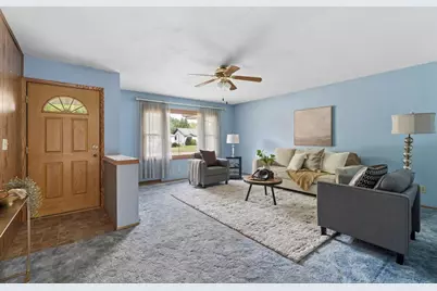 1045 Grove Street, Menasha, WI 54952 - Photo 2