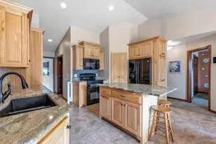 3619 Crocus Dr, De Pere, WI 54115 - Photo 12