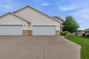 406 Greenbriar Ave, Fond du Lac, WI 54935 - Photo 32