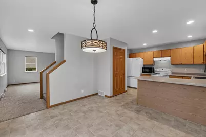 406 Greenbriar Avenue, Fond du Lac, WI 54935 - Photo 8