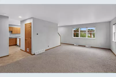 406 Greenbriar Avenue, Fond du Lac, WI 54935 - Photo 4