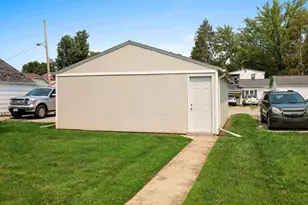 1044 Caroline St, Green Bay, WI 54303 - Photo 34